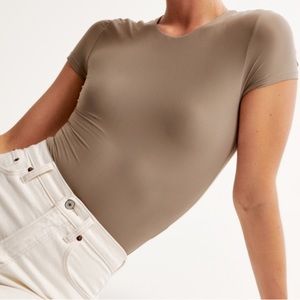 Abercrombie&Fitch Soft Matte Seamless Tee Bodysuit